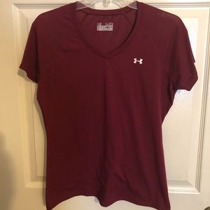 Women’s Under Armour Semi-Fitted athletic tee